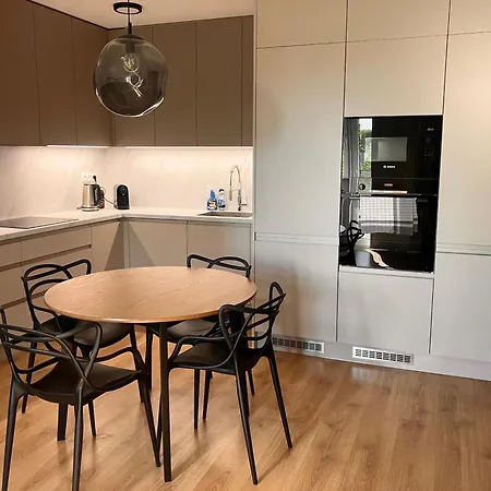 Skynest F110 Apartamento *